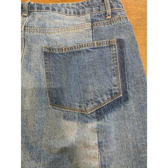 Dillard's Gianni Bini Denim Skirt Size Large Raw Hem Patch Work - Picture 3 of 5